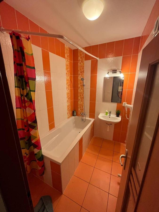 Apartments Spolkova Брно Экстерьер фото
